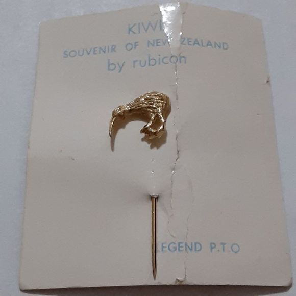 NWT Rubicon New Zealand Kiwi flightless bird souvenir stick pin 1.5" - Picture 1 of 2